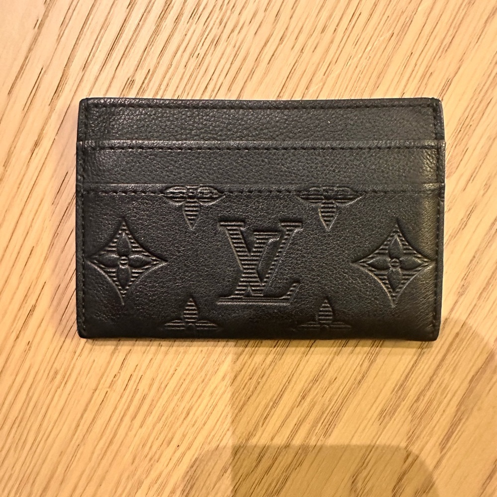 Louis Vuitton Black Monogram Embossed Card Case - Picture 2 of 12
